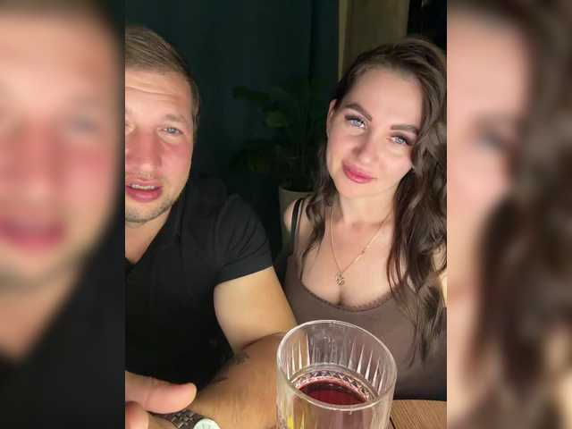 Gratis Live Sexcam mit SladenkieVmeste SladenkieVmeste