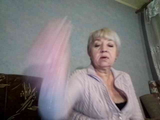 AnjelElinor webcam