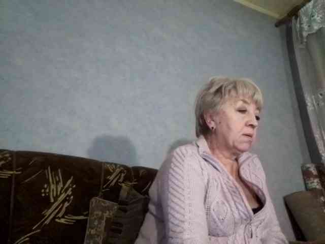 AnjelElinor webcam