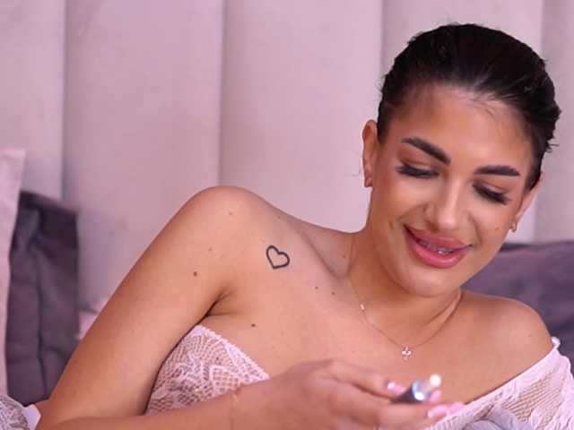 Gratis Live Sexcam mit RaisaKali RaisaKali