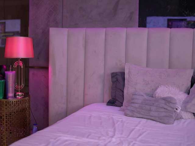 Gratis Live Sexcam mit RaisaKali RaisaKali