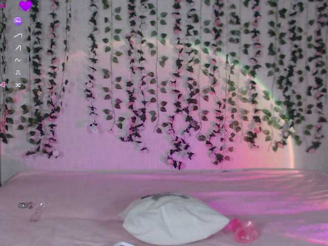 LessyLaska webcam