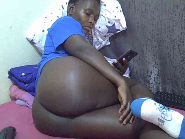 CutieAmber254 webcam