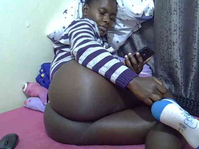 CutieAmber254 webcam