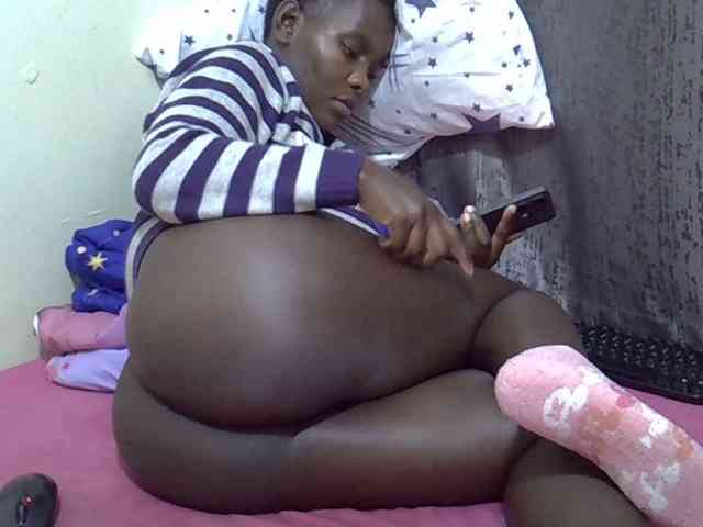 CutieAmber254 webcam