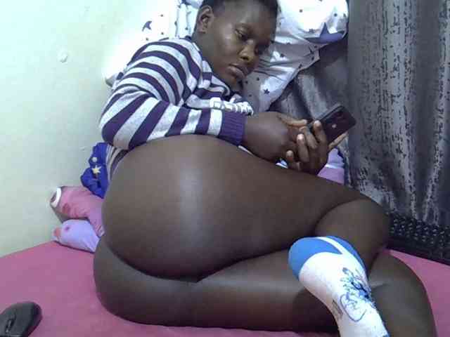 CutieAmber254 webcam