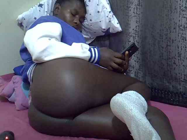 CutieAmber254 webcam