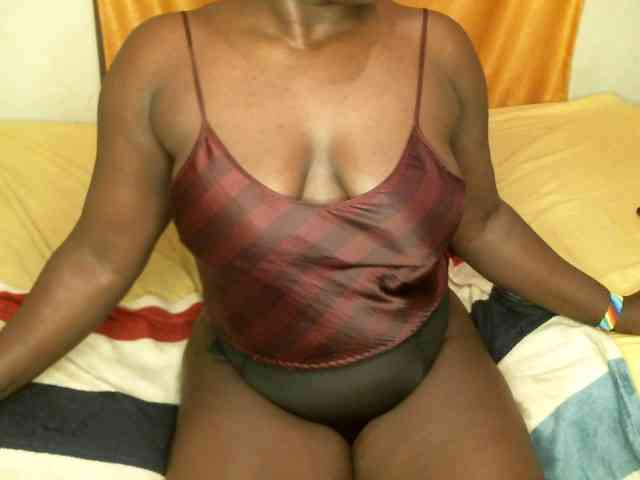 BLACKQUEEN344 webcam