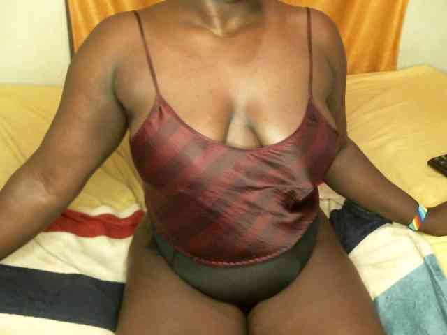 BLACKQUEEN344 webcam