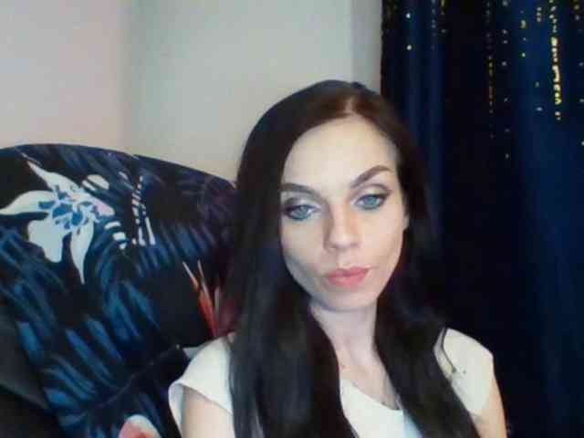 CassieDoll webcam
