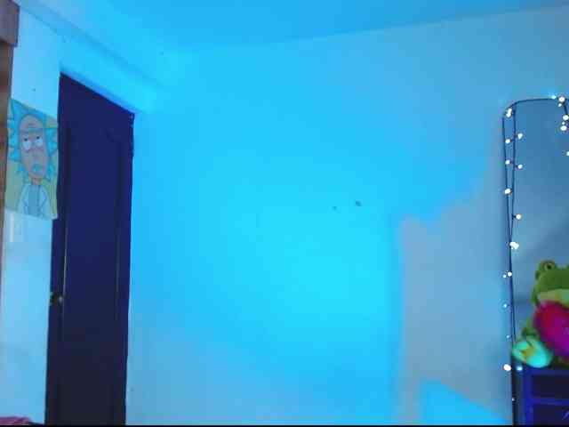 AnnieBlu3 webcam