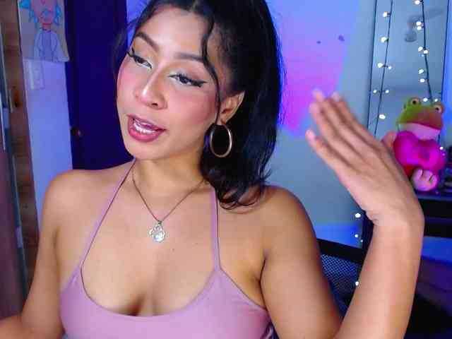 AnnieBlu3 webcam