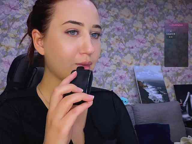 Crystal_eternity webcam