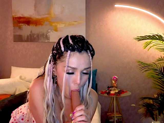 Sonya_Mur webcam