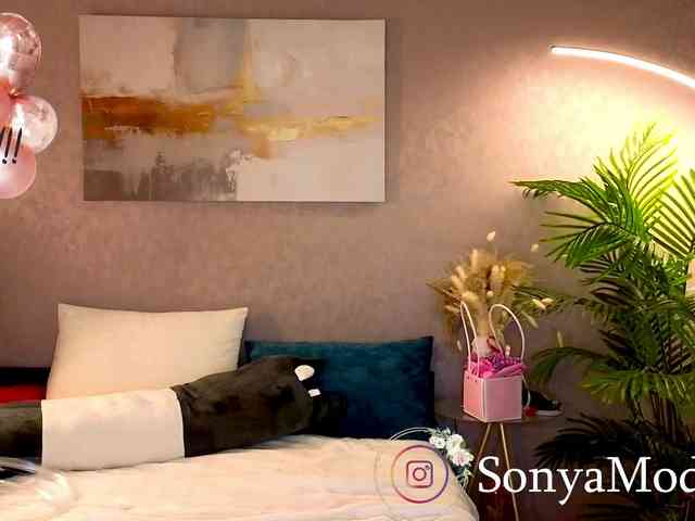 Sonya_Mur webcam