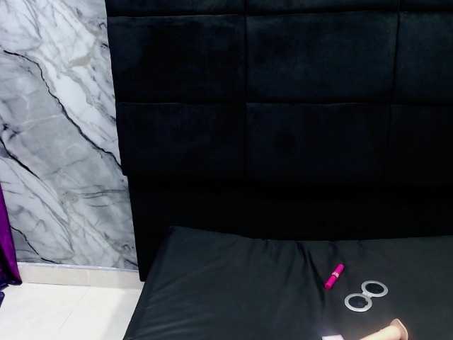ShantalBBW webcam