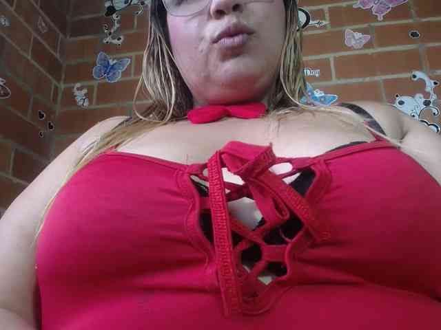 jones-scarlet webcam