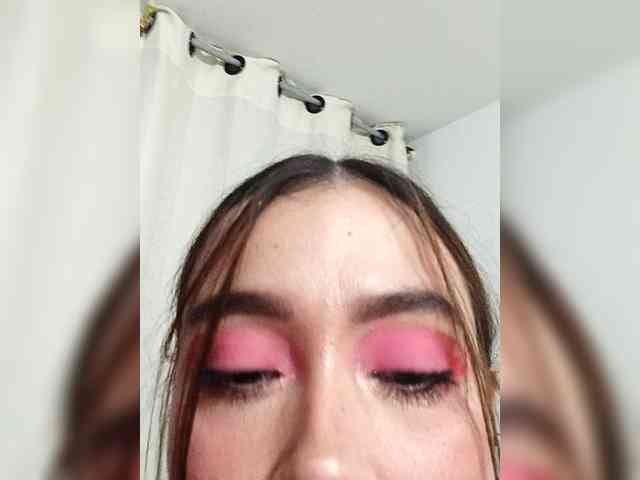 TiffanyB8 webcam