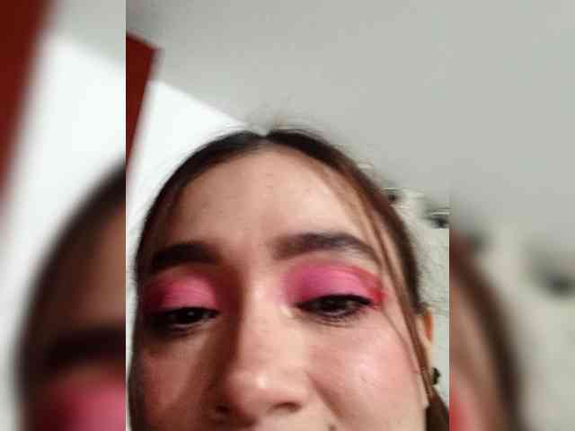 TiffanyB8 webcam
