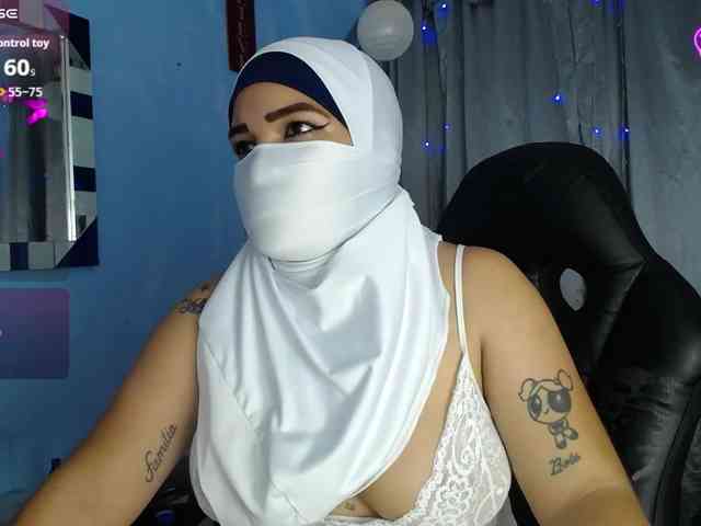 FalakYasin webcam