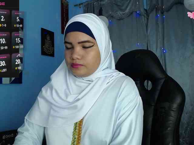 FalakYasin webcam