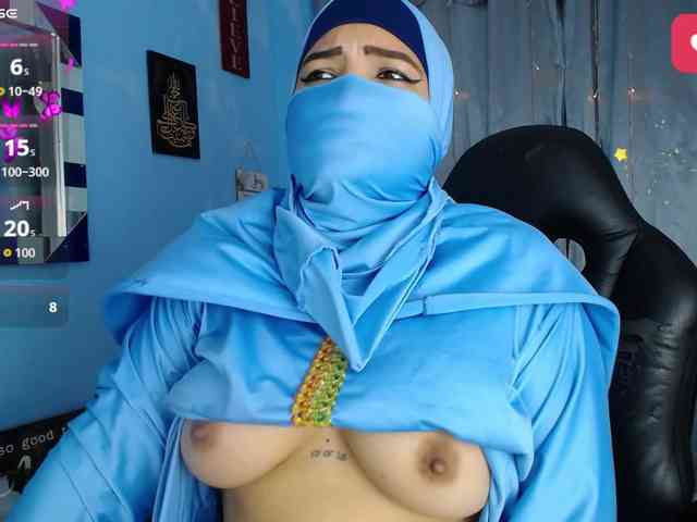 FalakYasin webcam