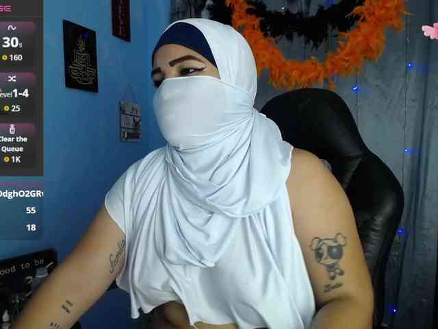 FalakYasin webcam