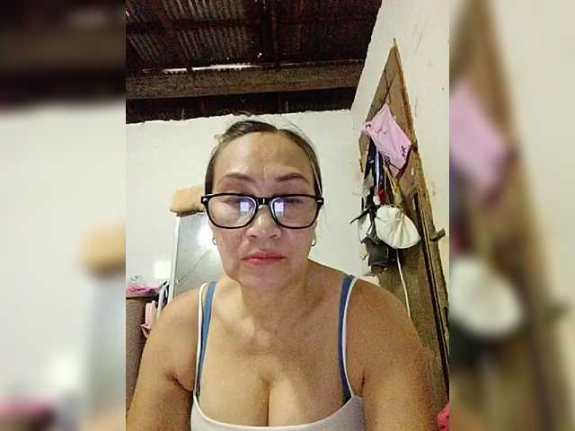 cherrywhite03 webcam