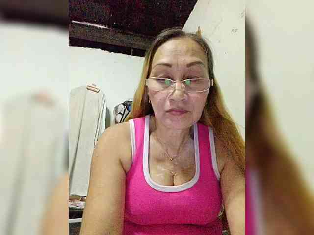 cherrywhite03 webcam