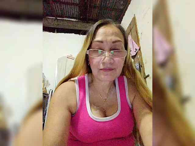cherrywhite03 webcam