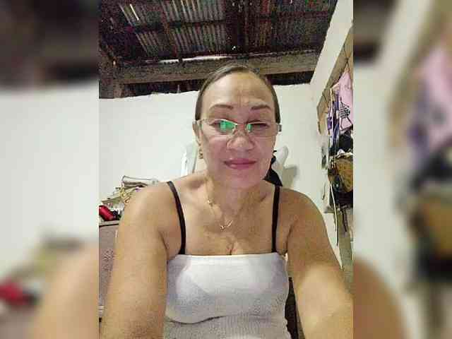 cherrywhite03 webcam