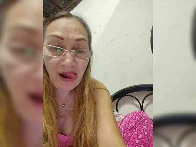 cherrywhite03 webcam