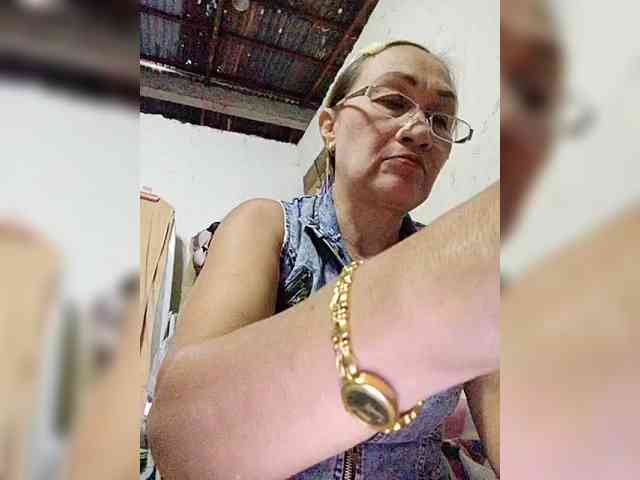 cherrywhite03 webcam
