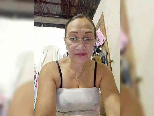 cherrywhite03 webcam