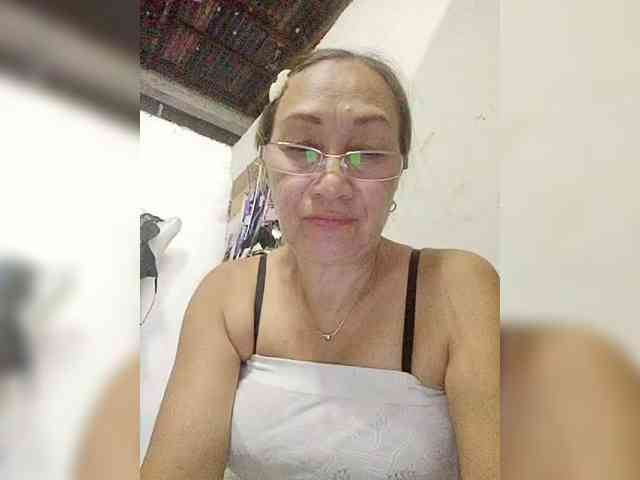 cherrywhite03 webcam