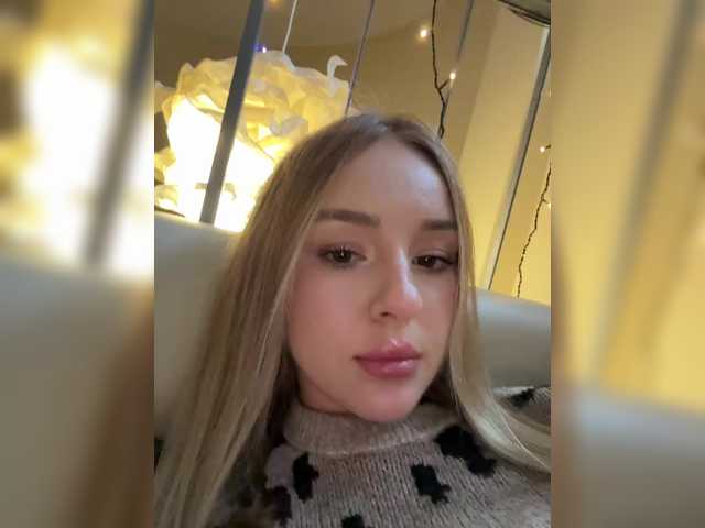 Gratis Live Sexcam mit Nestyzz Nestyzz