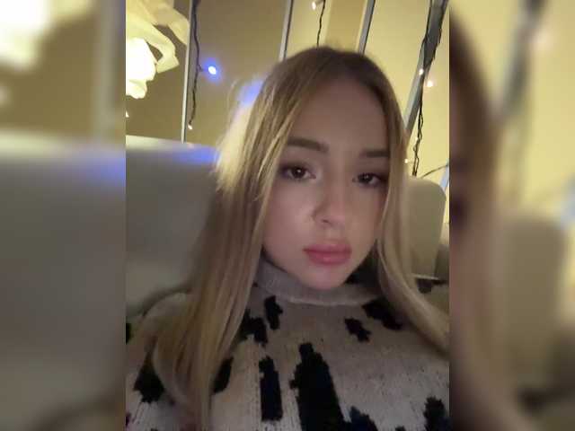 Entrez le videochat erotique avec le
modèle Nestyzz Nestyzz