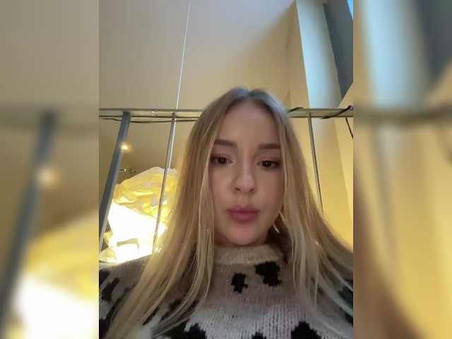 Gratis Live Sexcam mit Nestyzz Nestyzz