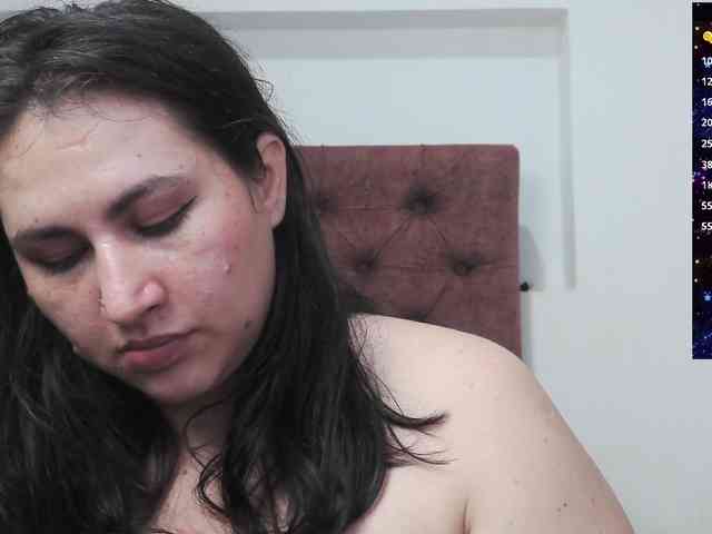 victoria121 webcam
