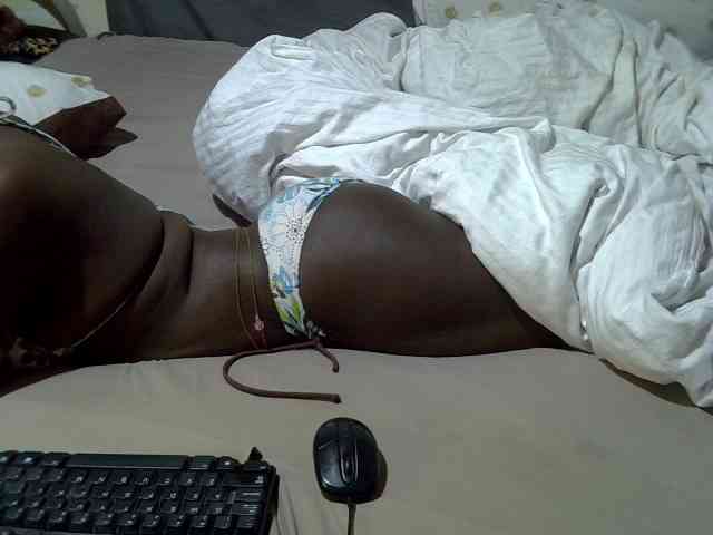 Sweetsonya2 webcam