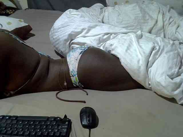 Sweetsonya2 webcam
