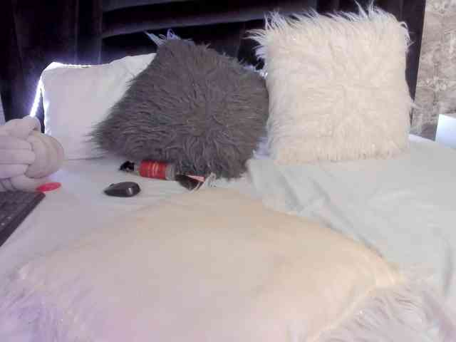 Maylin-Garcia webcam