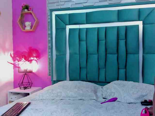 VALERY_ANDERSON webcam