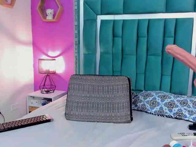 VALERY_ANDERSON webcam