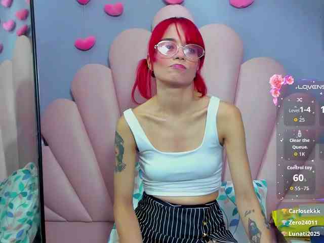 LUCY_MILLER webcam