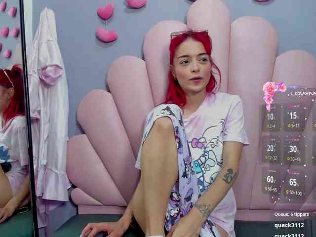 LUCY_MILLER webcam