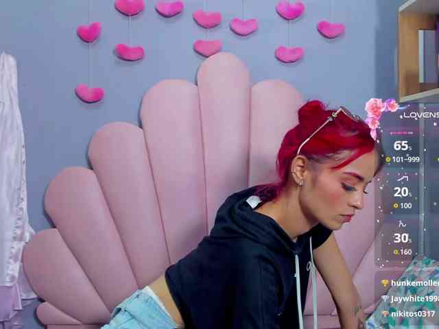 LUCY_MILLER webcam
