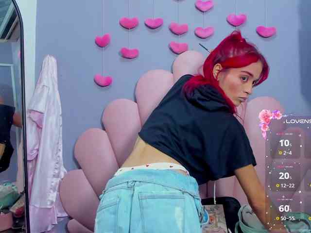 LUCY_MILLER webcam