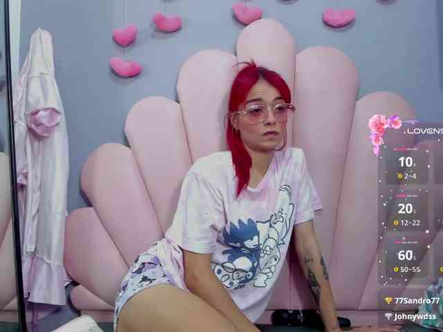 LUCY_MILLER webcam