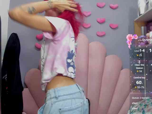 LUCY_MILLER webcam